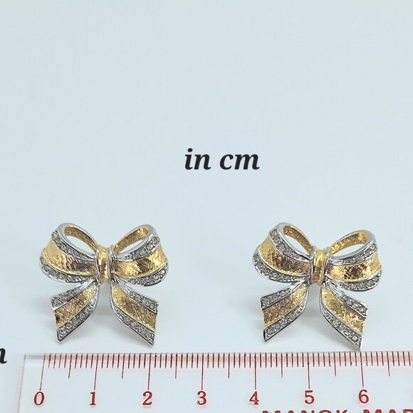 Vintage gold and silver tone bow earrings - Picture 8 of 8